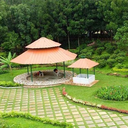 Pragati Resorts Kundakal Luaran gambar